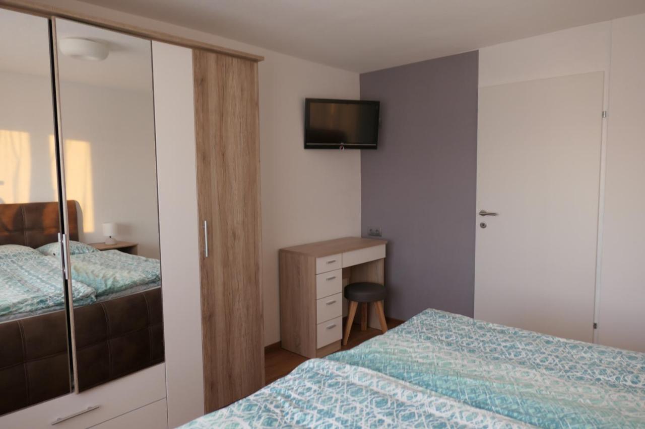 Ferienwohnung Casa Rosa Bildstein Luaran gambar
